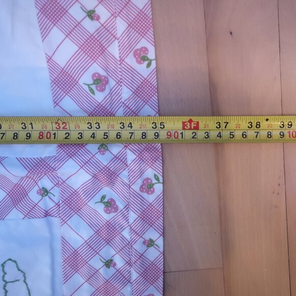 Handmade 35"x 48" Baby Quilt w/ Embroidered Squares Nursery Rhymes Pink & White - Picture 2 of 10